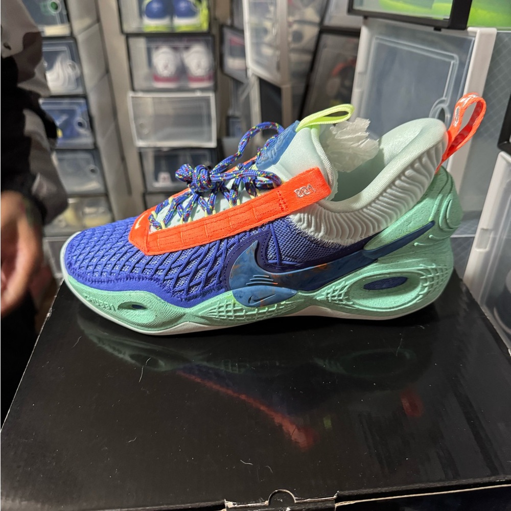 Nike Cosmic Unity Amalgam  Sneaker Size 8